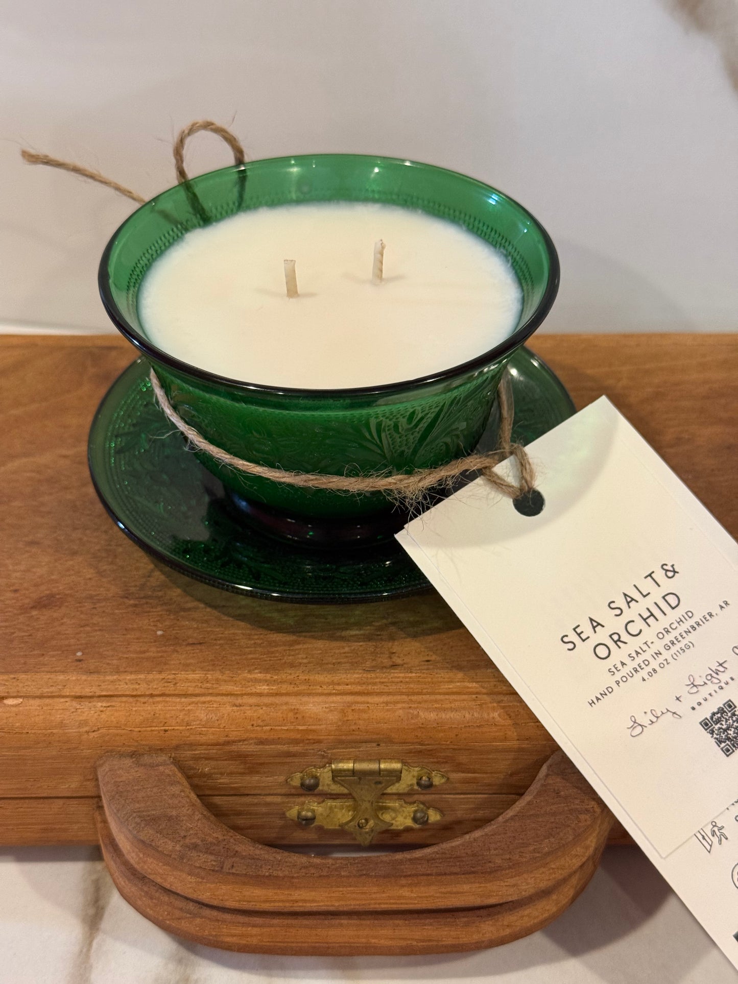Sea Salt & Orchid – Vintage Glass Candle