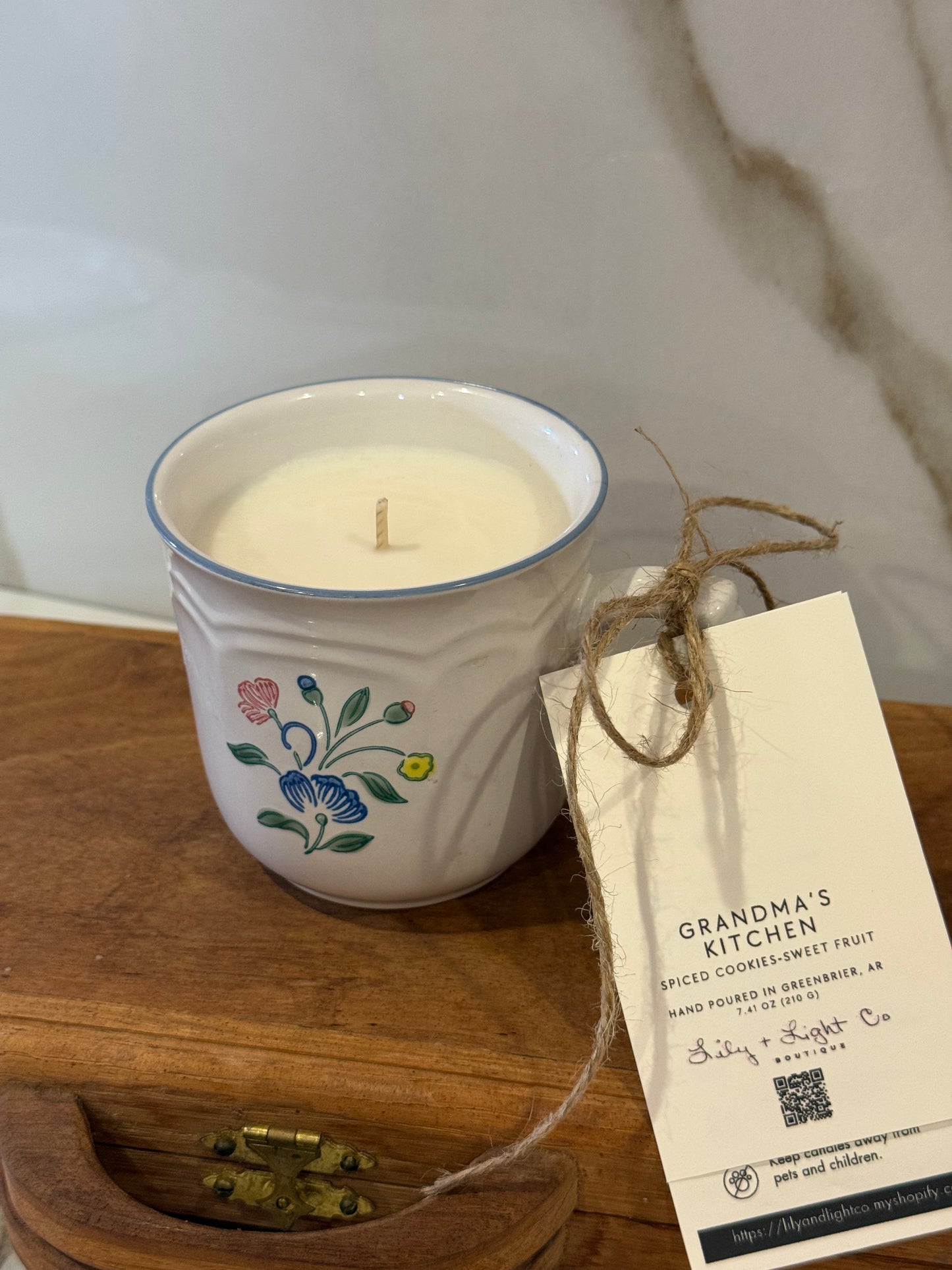 Grandma’s Kitchen – Vintage Mug Candle