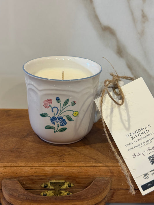 Grandma’s Kitchen – Vintage Mug Candle